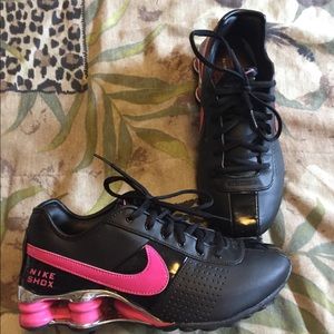 Nike Shox Deliver